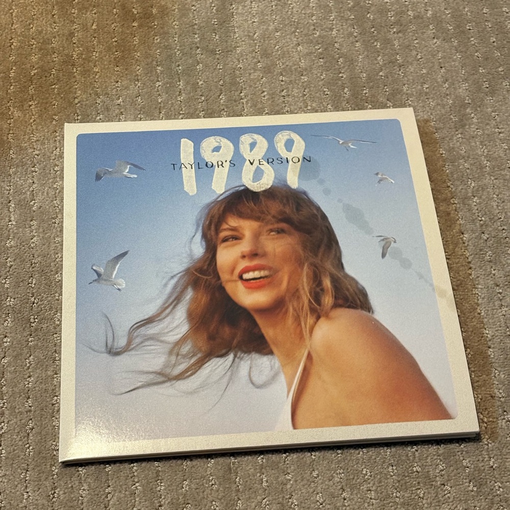 Taylor Swift 1989 Vinyl - Blue and White